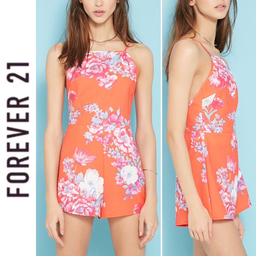 NWT PAINT IT RED floral print romper 😍